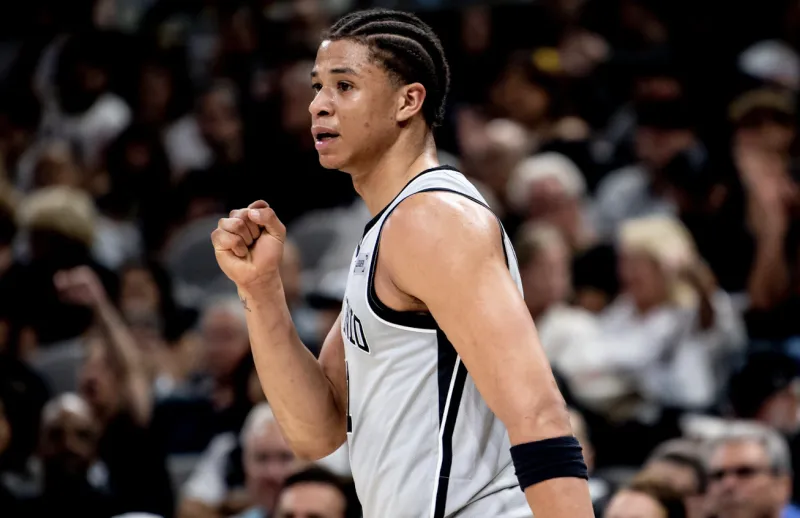 九游官网app下载-卡布：训练时我负责防守文班，我再也不想作为对手和他对位